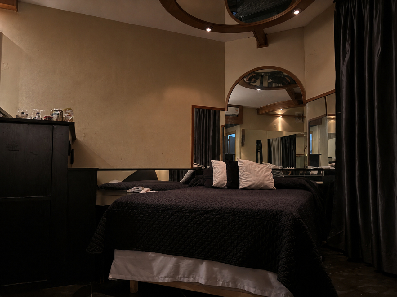 Habitación Hidro Manhattan con jacuzzi en Hotel El Edén