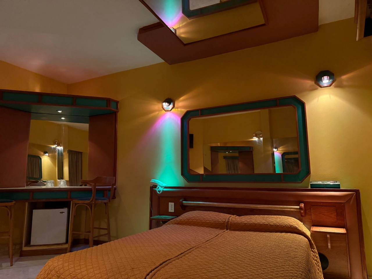 Habitación Night Club en Hotel El Edén